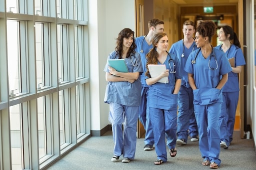 How Medical Assisting School Programs Make You Job-Ready